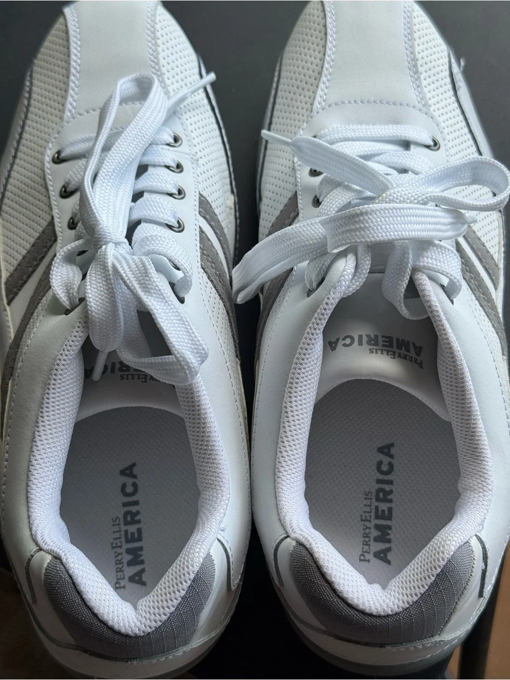 Perry Ellis White Sneakers with Gray Accents